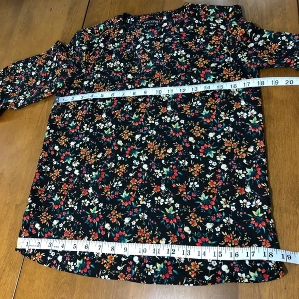 J.Crew Mercantile Black‎ Floral Bell Sleeve Blouse